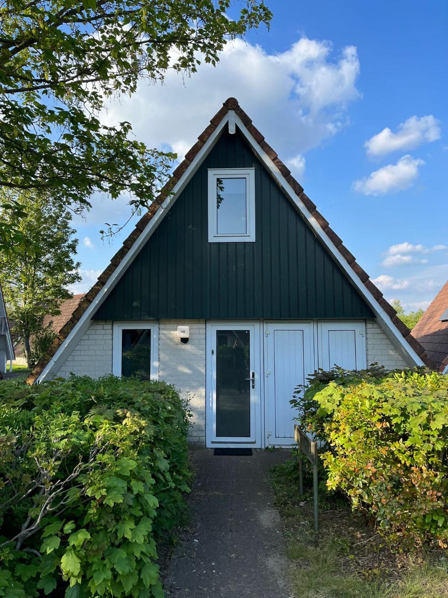 Vakantiepunt 142 - Moderne Vakantiewoning Aan Het Water! Gramsbergen ภายนอก รูปภาพ